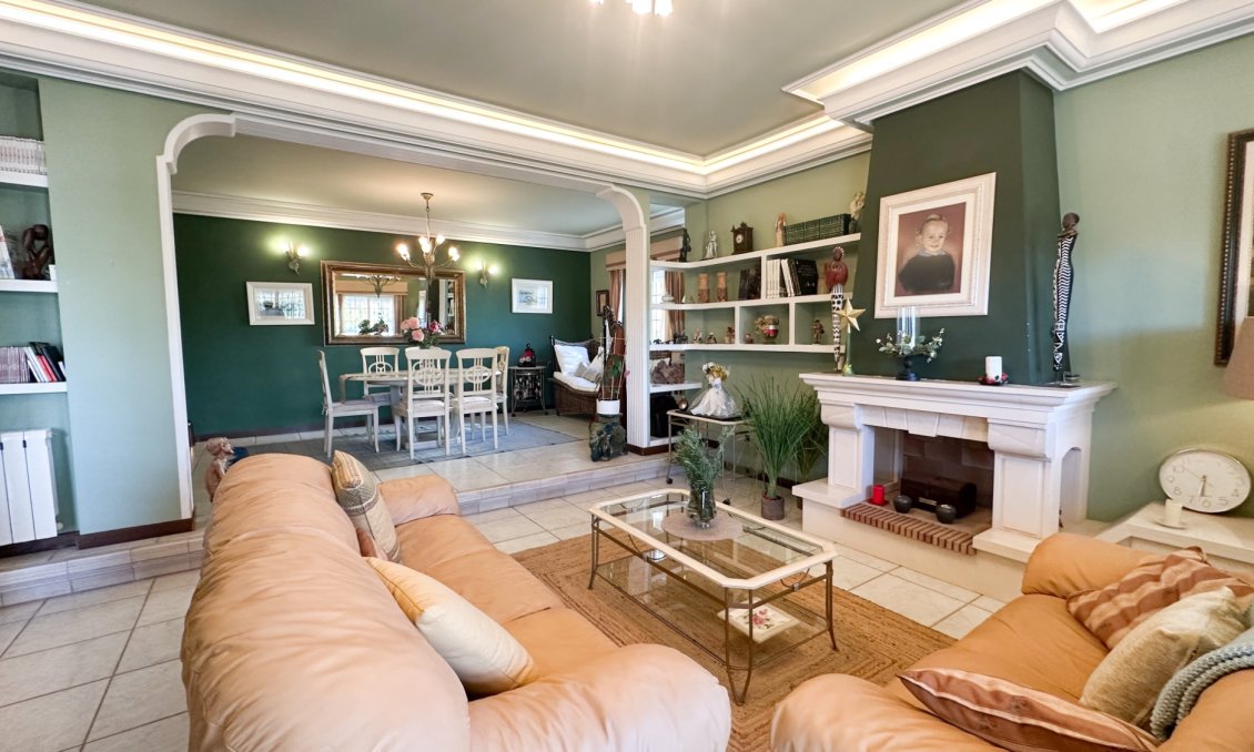 Használt Ingatlanok - Villa -
La Mata - Costa Blanca