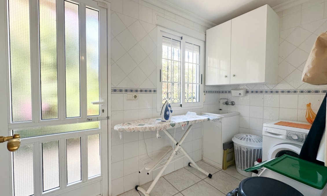 Használt Ingatlanok - Villa -
La Mata - Costa Blanca