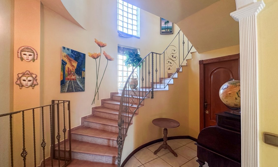 Használt Ingatlanok - Villa -
La Mata - Costa Blanca