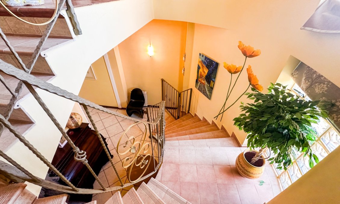 Használt Ingatlanok - Villa -
La Mata - Costa Blanca