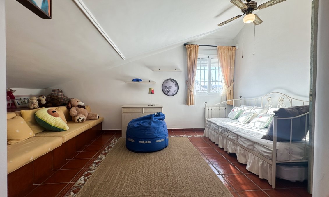 Használt Ingatlanok - Villa -
La Mata - Costa Blanca