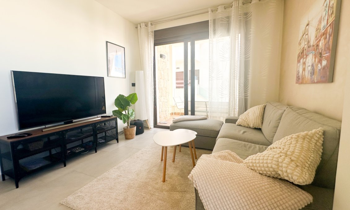 Használt Ingatlanok - Apartman -
Torrevieja - Costa Blanca