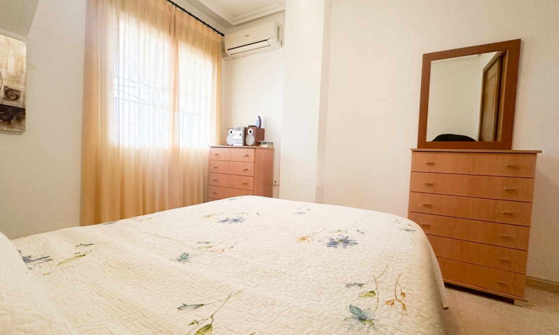 Használt Ingatlanok - Apartman -
Orihuela Costa - Costa Blanca