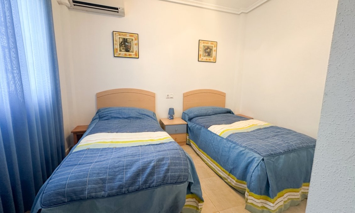Használt Ingatlanok - Apartman -
Orihuela Costa - Costa Blanca
