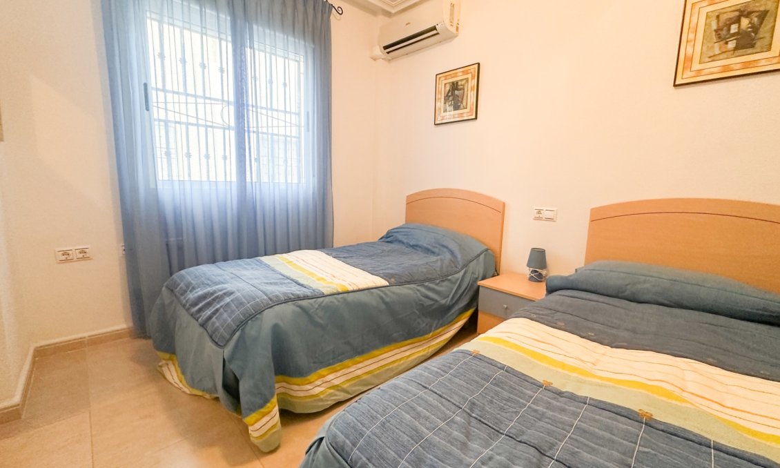 Használt Ingatlanok - Apartman -
Orihuela Costa - Costa Blanca