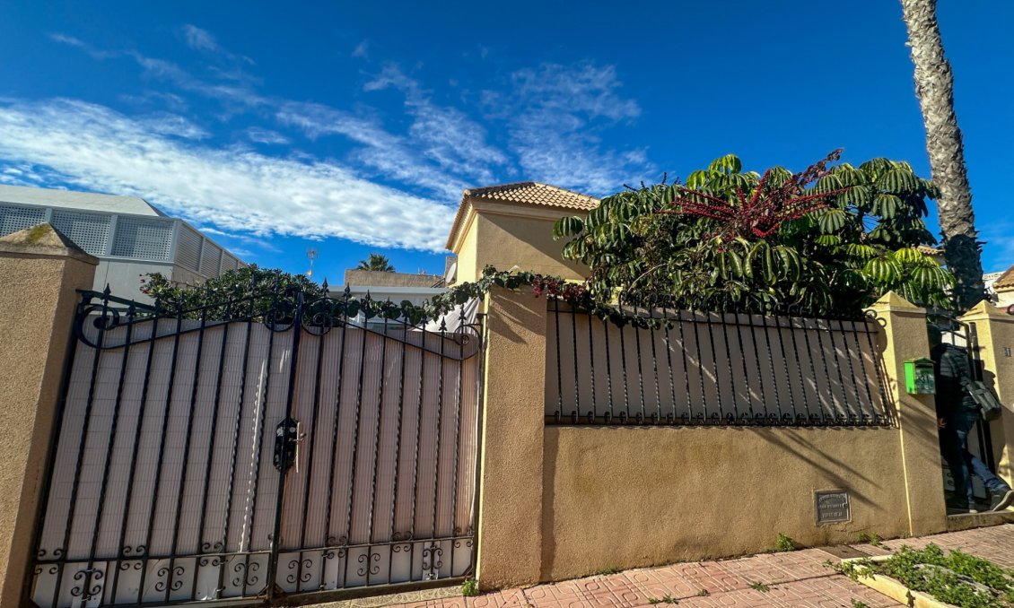 Wiederverkauf - Town House -
Torrevieja - Costa Blanca