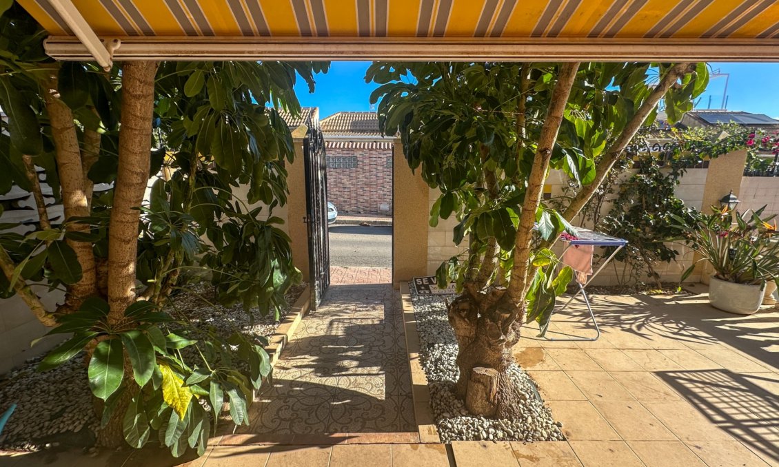 Wiederverkauf - Town House -
Torrevieja - Costa Blanca