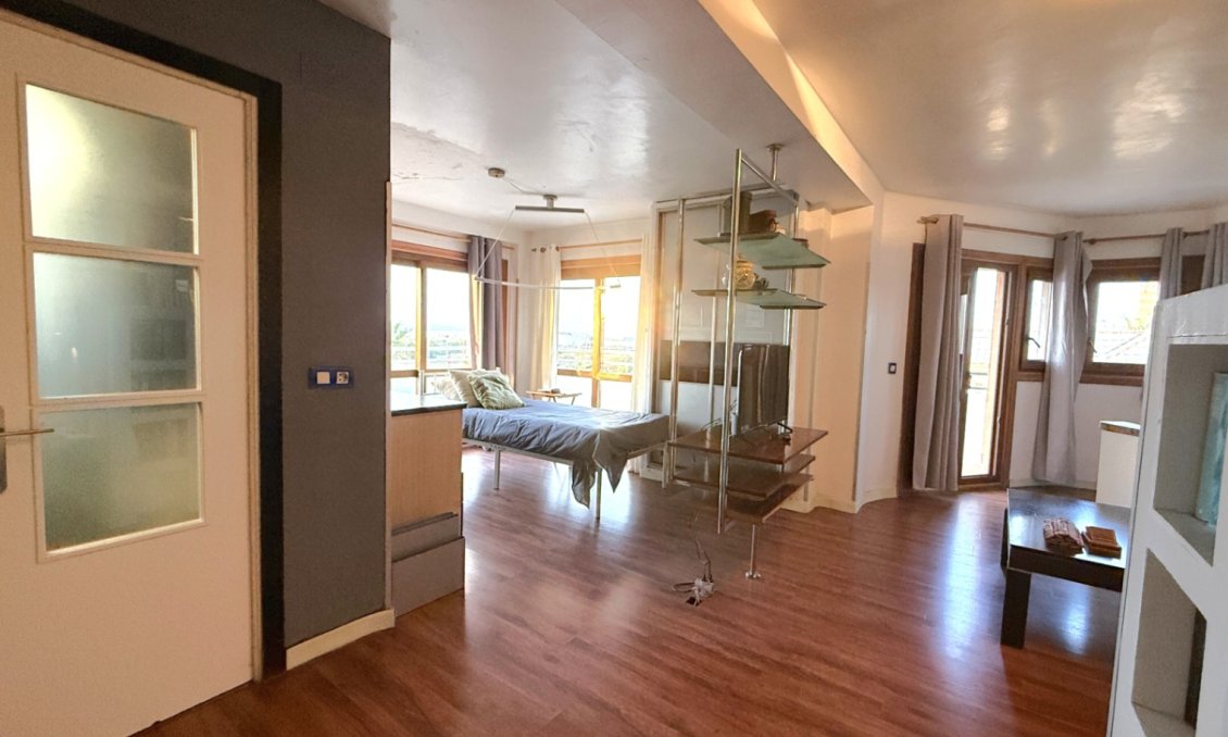 Használt Ingatlanok - Apartman -
Torrevieja - Costa Blanca