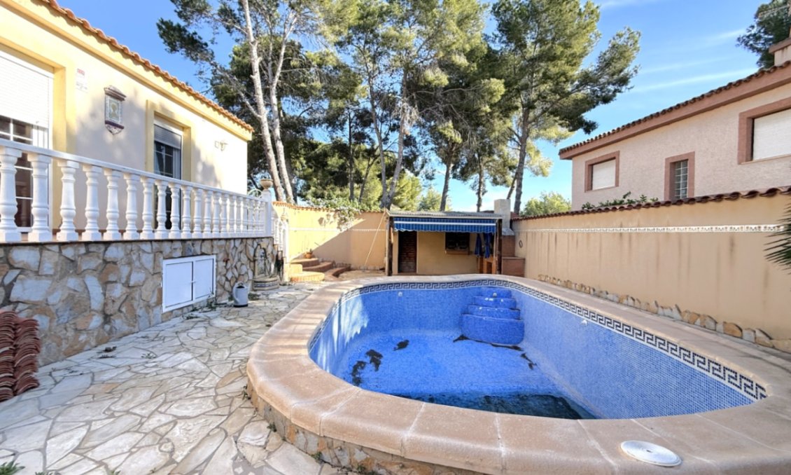 Segunda mano - Villa -
Pilar de la Horadada - Costa Blanca