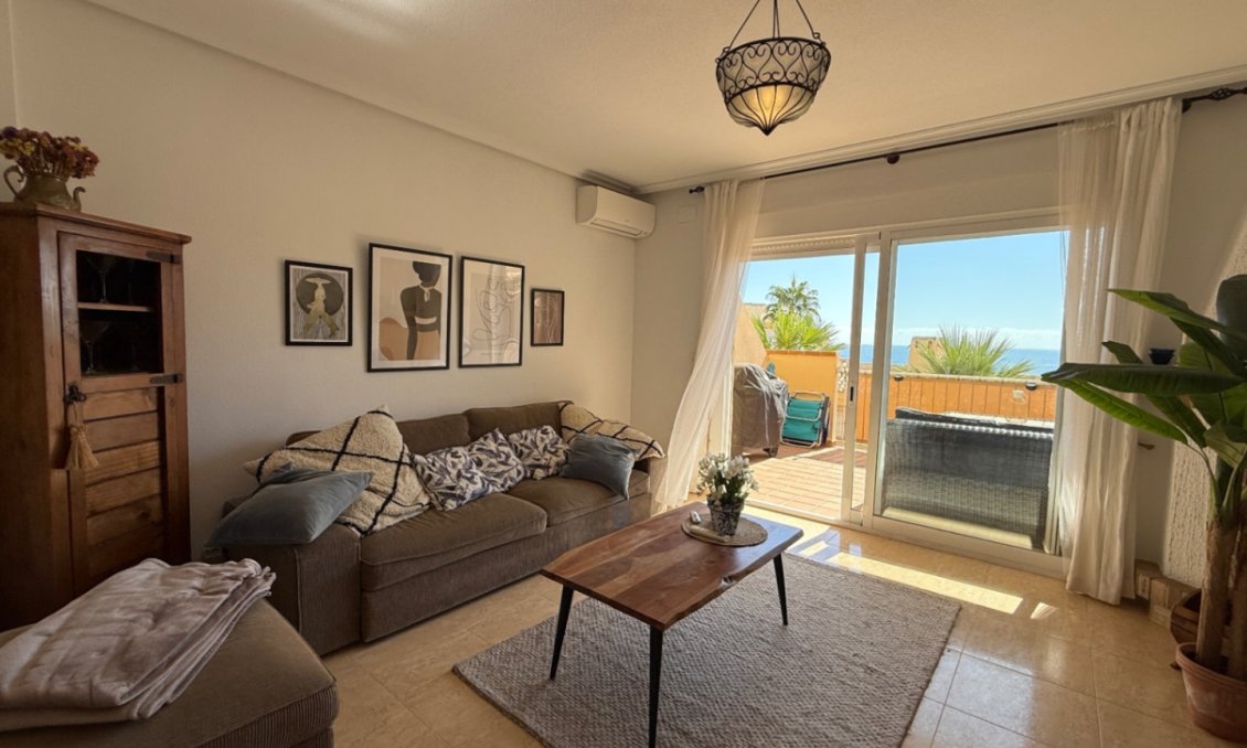 Használt Ingatlanok - Kétszintes lakás -
Orihuela - Inland