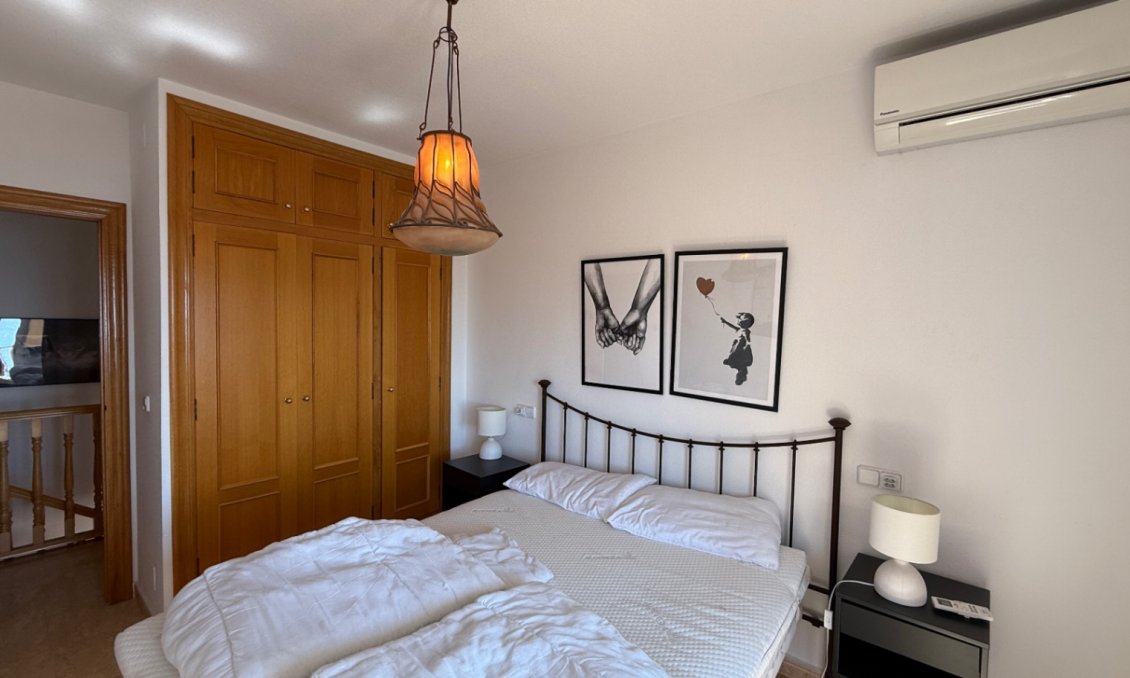 Használt Ingatlanok - Kétszintes lakás -
Orihuela - Inland