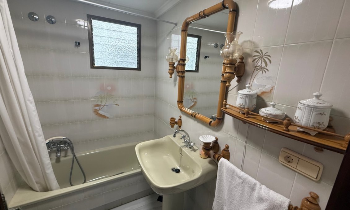 Wiederverkauf - Wohnung -
Torrevieja - Costa Blanca