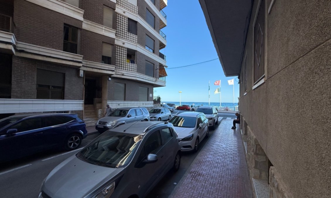 Wiederverkauf - Wohnung -
Torrevieja - Costa Blanca