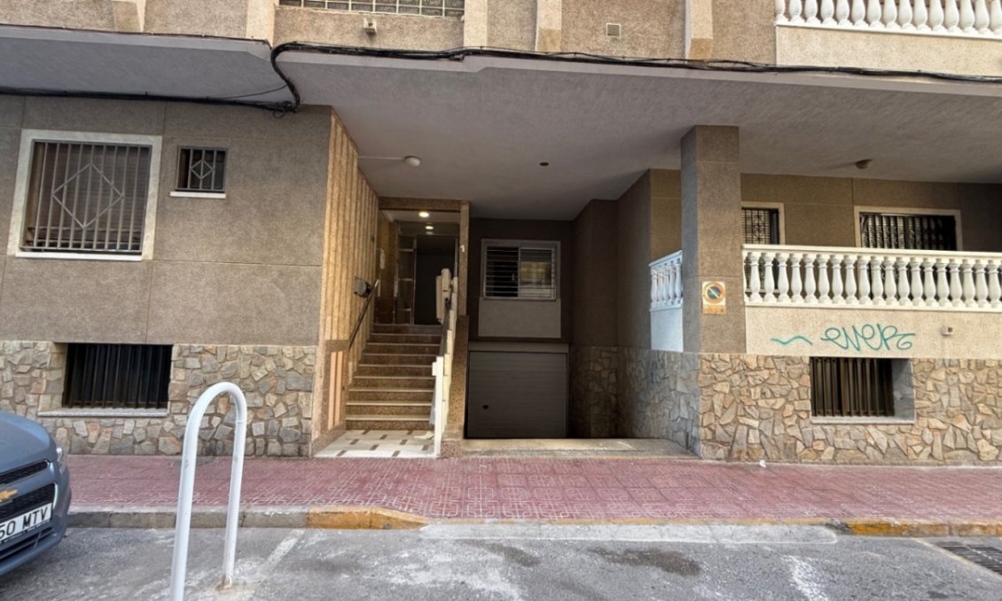 Wiederverkauf - Wohnung -
Torrevieja - Costa Blanca