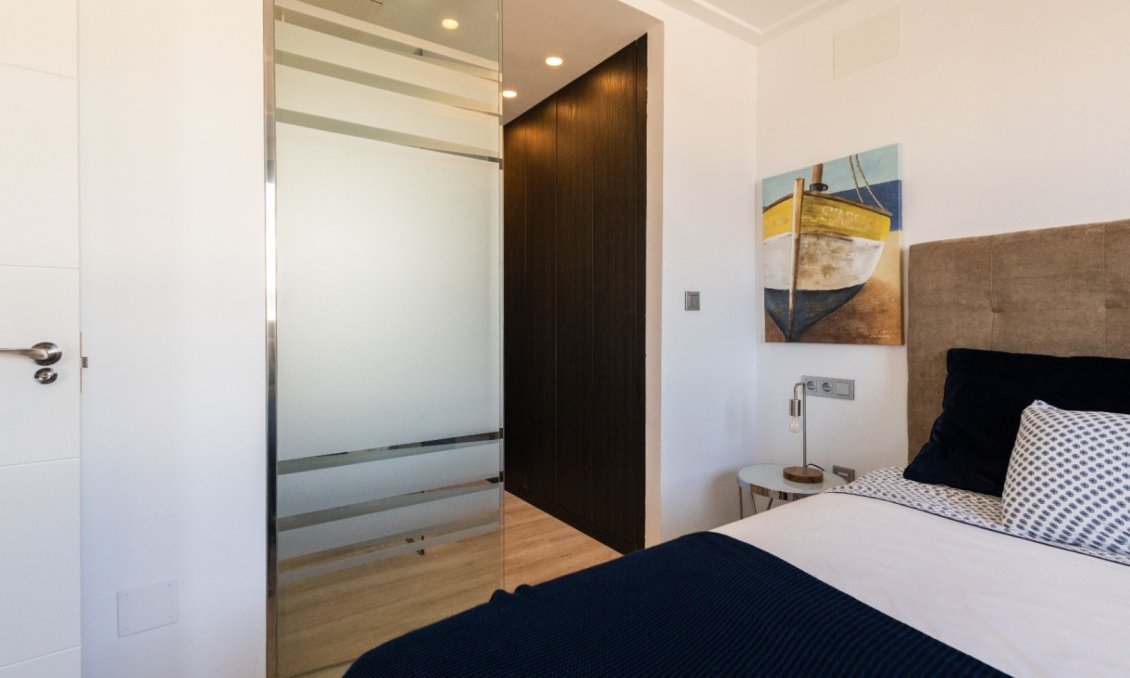 Használt Ingatlanok - Villa -
Orihuela - Inland