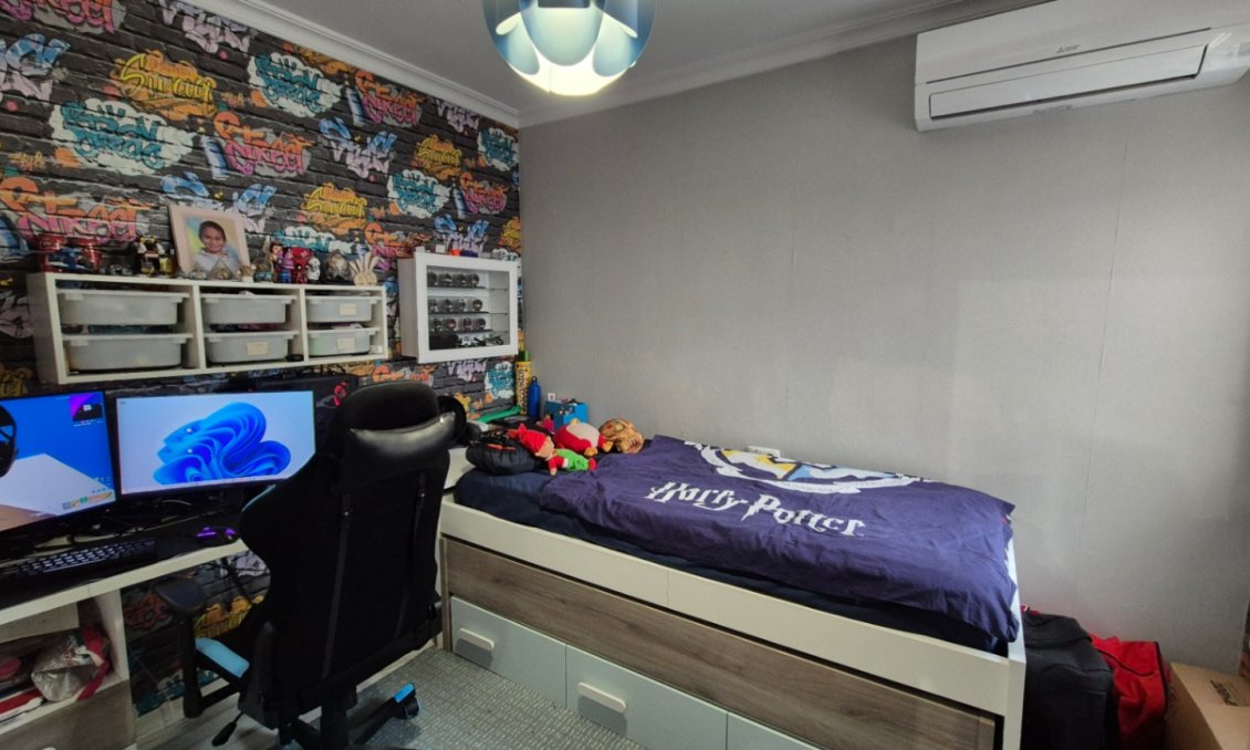 Használt Ingatlanok - Sorház -
Torrevieja - Costa Blanca