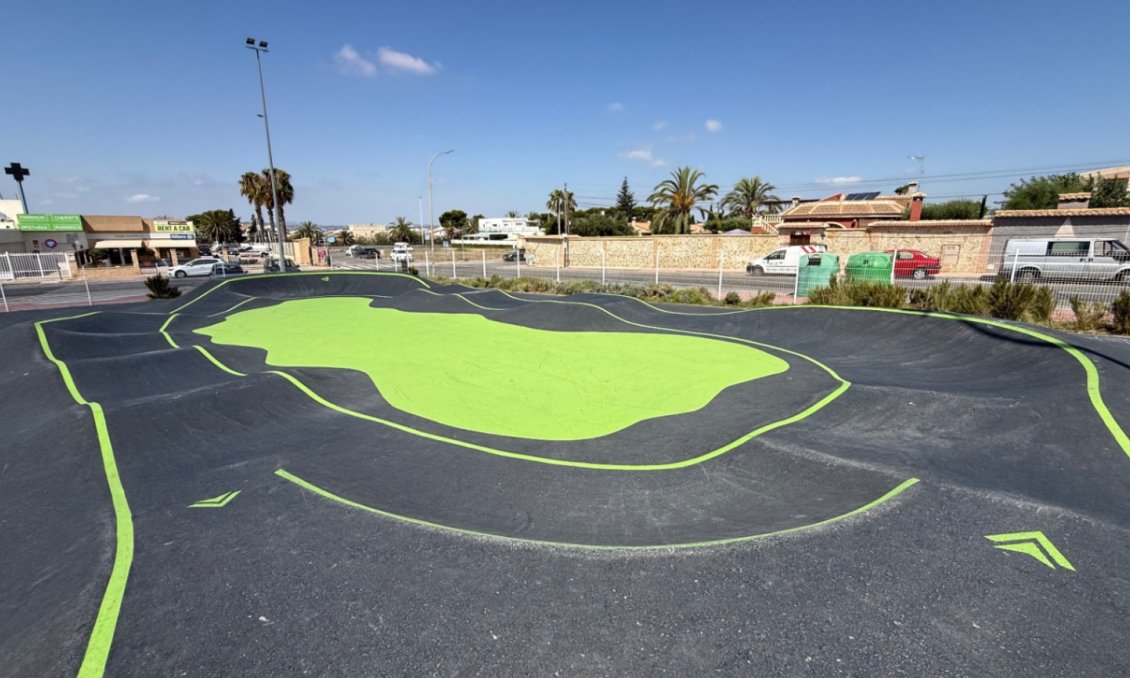 Használt Ingatlanok - Villa -
Torrevieja - Costa Blanca