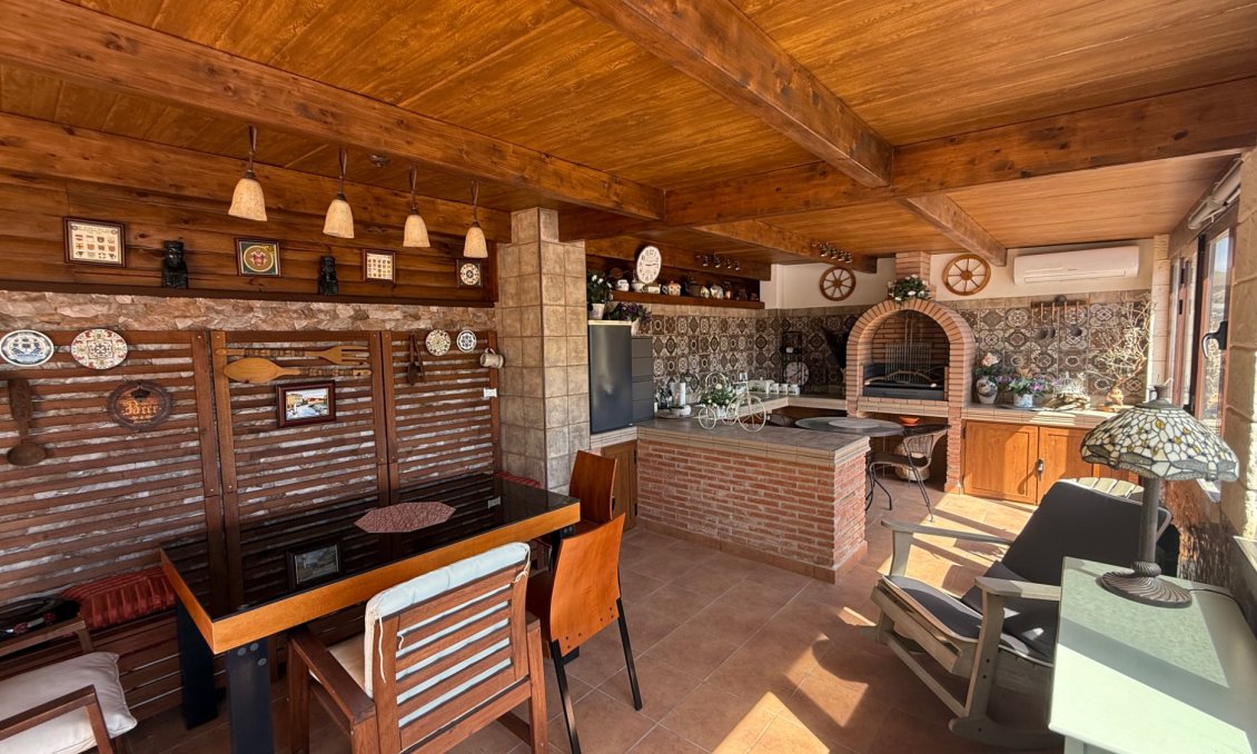 Használt Ingatlanok - Villa -
Torrevieja - Costa Blanca