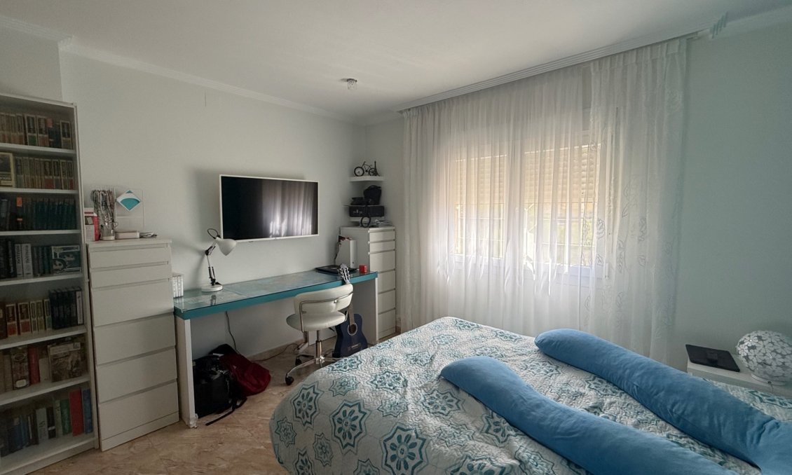 Használt Ingatlanok - Villa -
Torrevieja - Costa Blanca