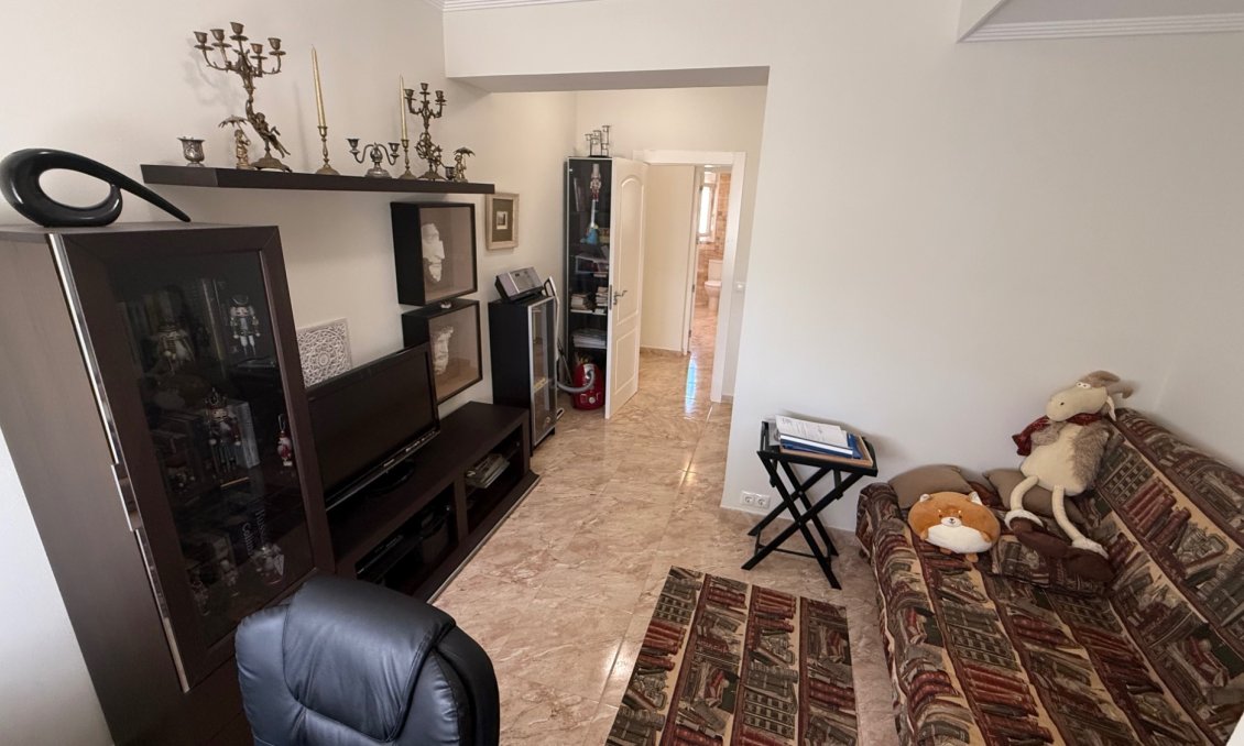 Használt Ingatlanok - Villa -
Torrevieja - Costa Blanca