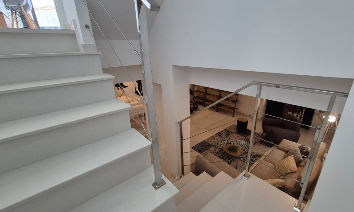 Használt Ingatlanok - Villa -
Torrevieja - Costa Blanca