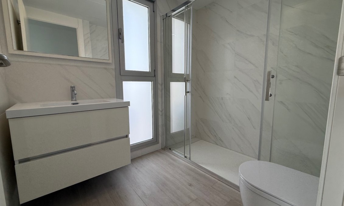 Használt Ingatlanok - Sorház -
Orihuela - Inland