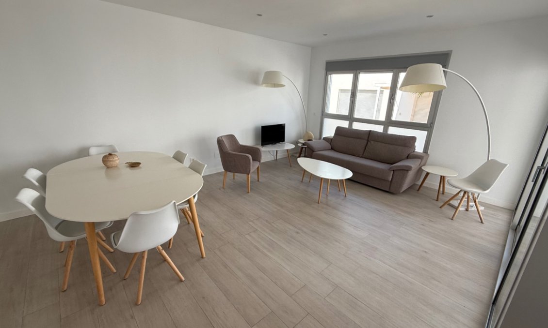 Használt Ingatlanok - Sorház -
Orihuela - Inland