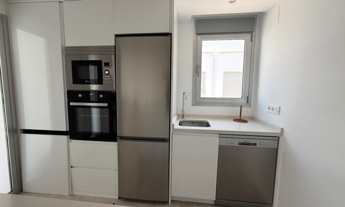 Használt Ingatlanok - Sorház -
Orihuela - Inland