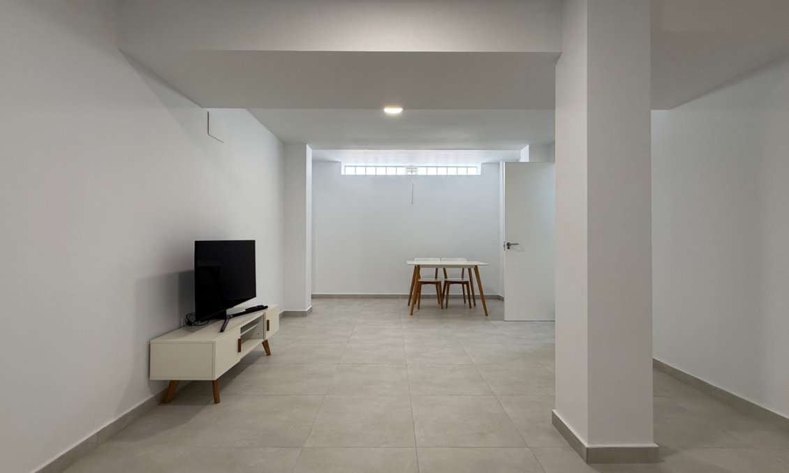 Használt Ingatlanok - Sorház -
Orihuela - Inland