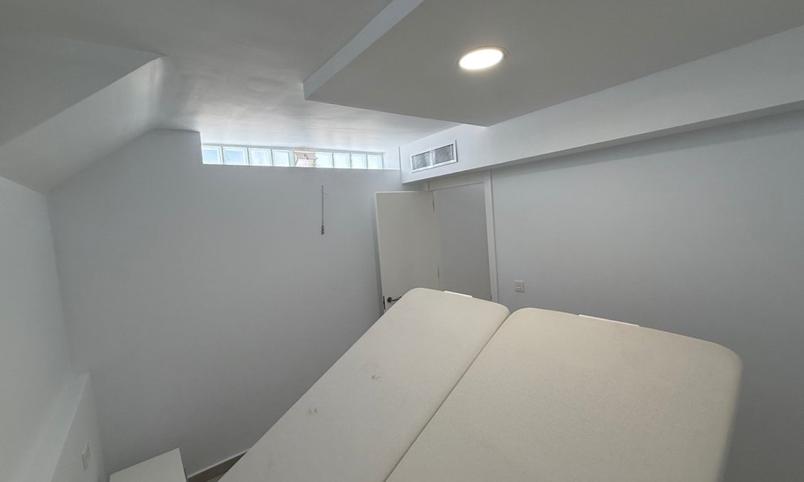 Használt Ingatlanok - Sorház -
Orihuela - Inland