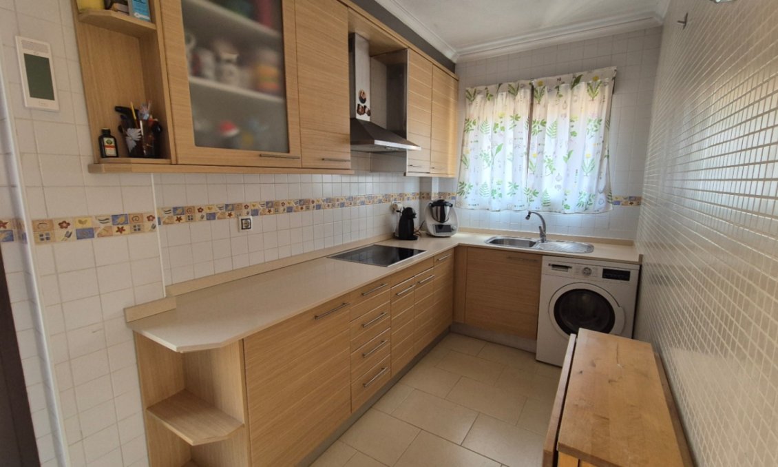 Használt Ingatlanok - Villa -
Torrevieja - Costa Blanca