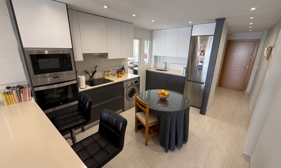 Használt Ingatlanok - Apartman -
Torrevieja - Costa Blanca