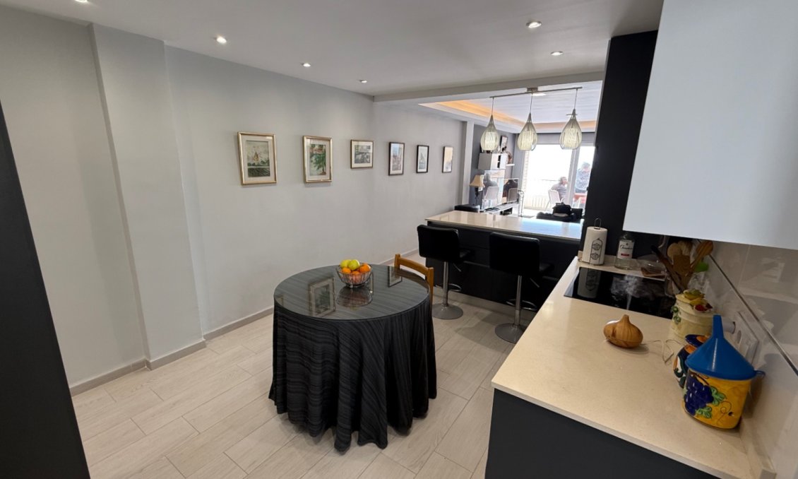 Használt Ingatlanok - Apartman -
Torrevieja - Costa Blanca