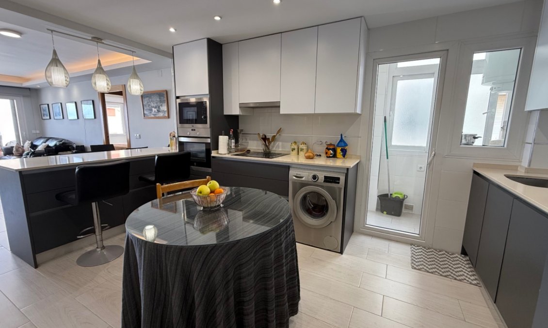 Használt Ingatlanok - Apartman -
Torrevieja - Costa Blanca