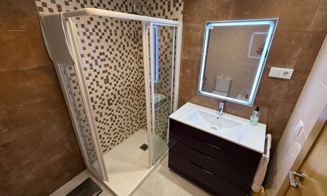 Használt Ingatlanok - Apartman -
Torrevieja - Costa Blanca