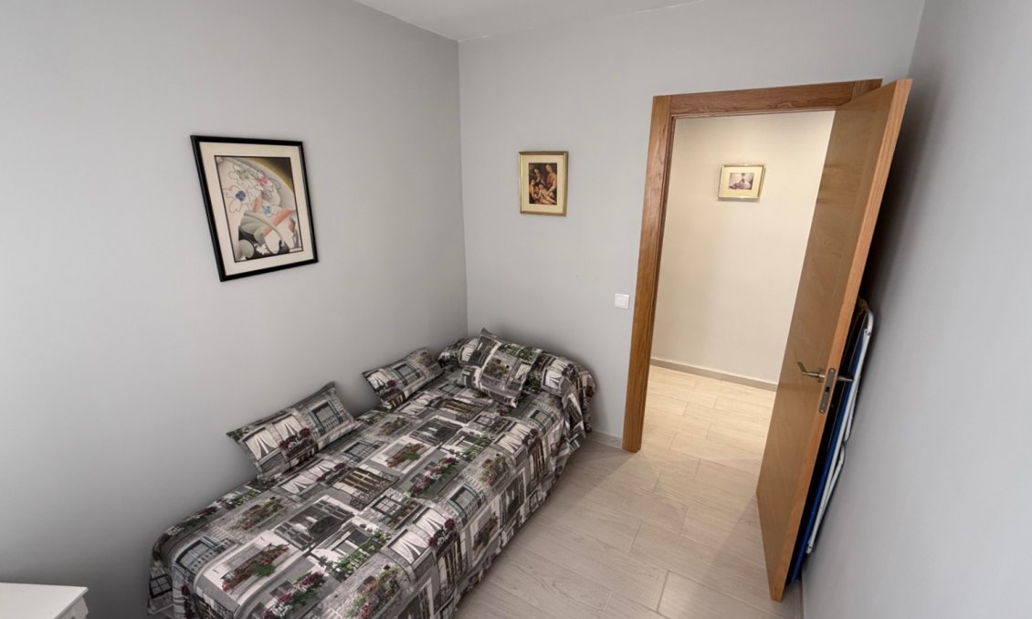 Használt Ingatlanok - Apartman -
Torrevieja - Costa Blanca