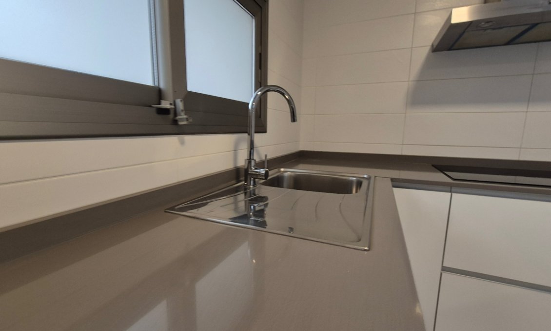 Használt Ingatlanok - Tetőtéri lakás -
Orihuela - Inland