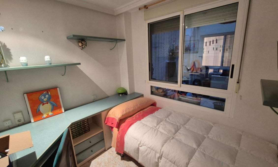 Használt Ingatlanok - Apartman -
Torrevieja - Costa Blanca