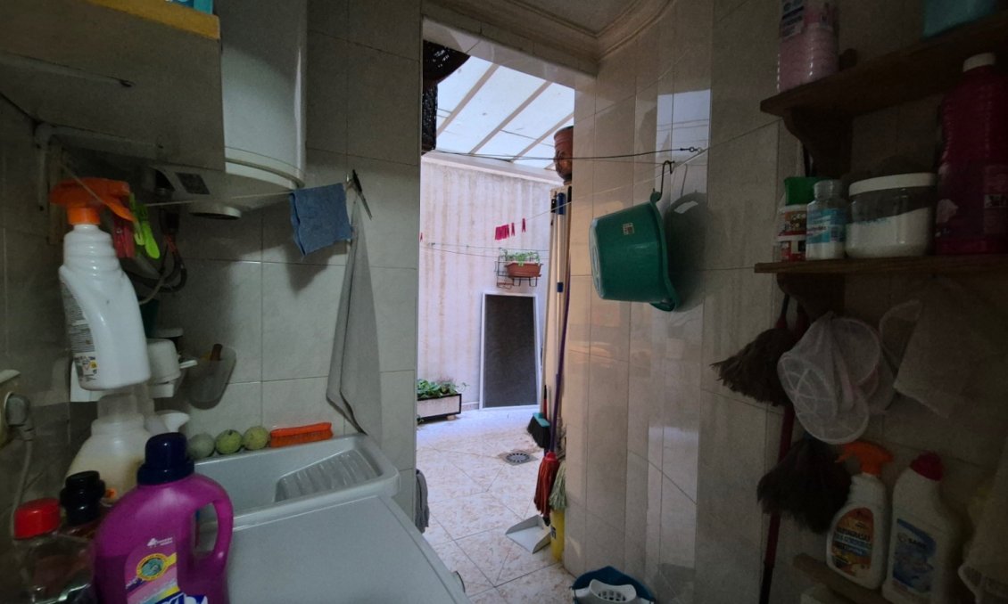 Használt Ingatlanok - Apartman -
Torrevieja - Costa Blanca