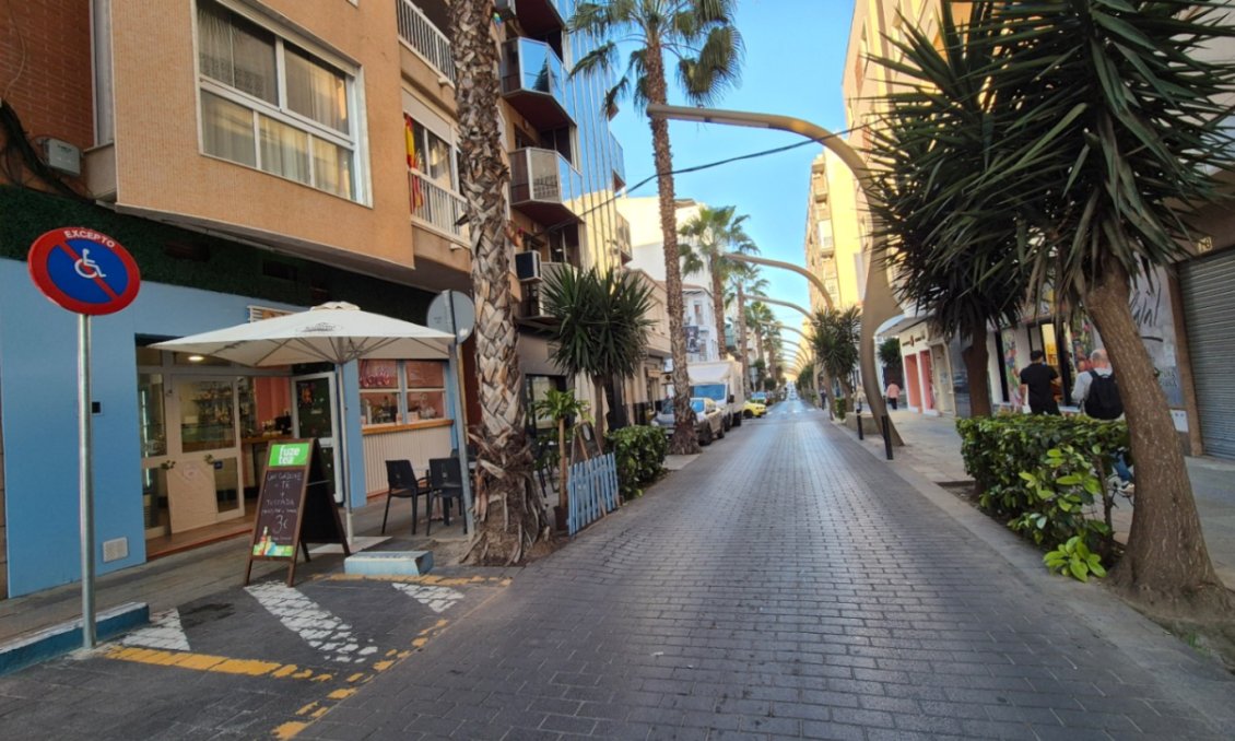 Használt Ingatlanok - Apartman -
Torrevieja - Costa Blanca