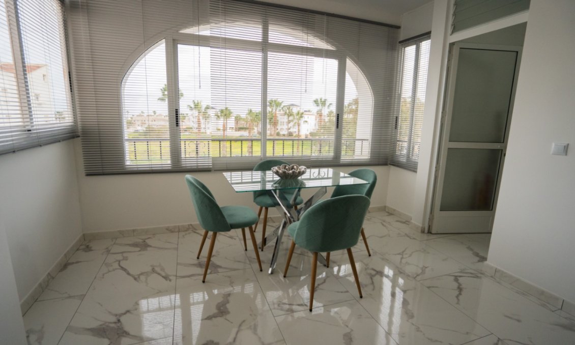 Használt Ingatlanok - Apartman -
Orihuela - Inland