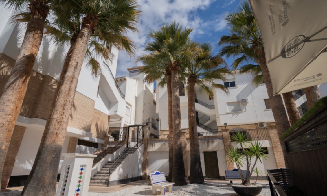 Használt Ingatlanok - Apartman -
Orihuela - Inland