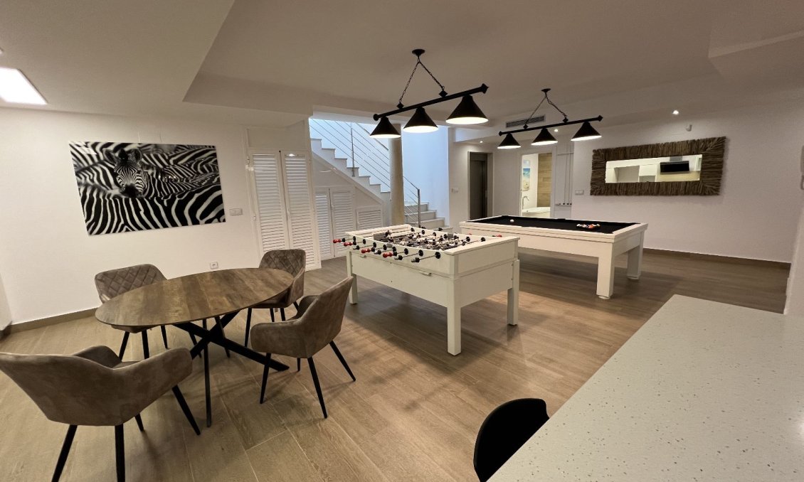 Használt Ingatlanok - Villa -
San Miguel de Salinas - Inland