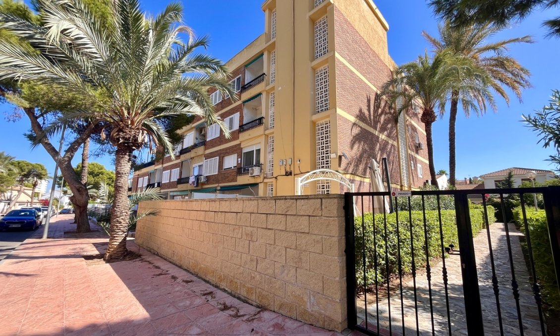 Segunda mano - Apartamento -
La Zenia - Costa Blanca