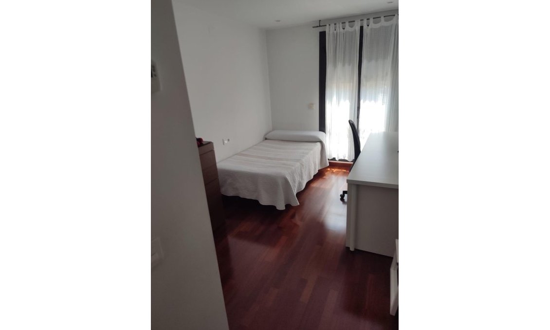 Használt Ingatlanok - Apartman -
Orihuela - Zona Centro