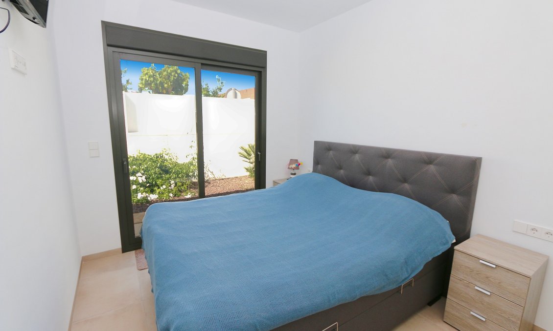 Segunda mano - Villa -
Pilar de la Horadada - Costa Blanca