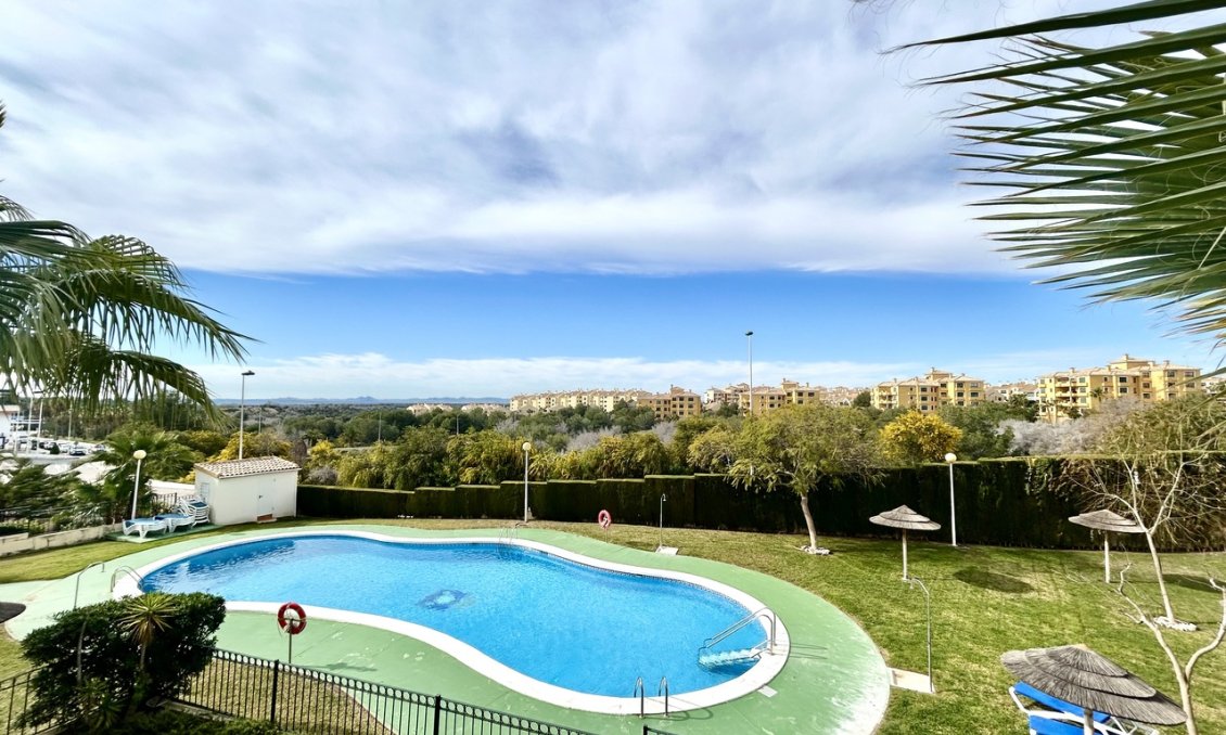 Használt Ingatlanok - Apartman -
Campoamor - Costa Blanca