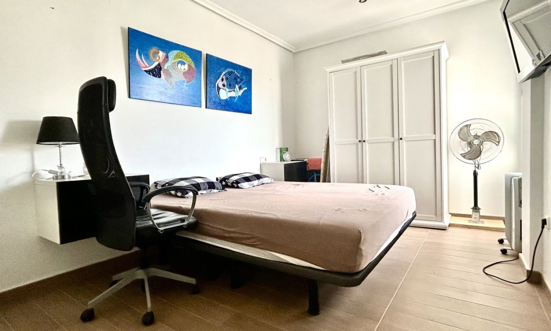 Használt Ingatlanok - Apartman -
Campoamor - Costa Blanca