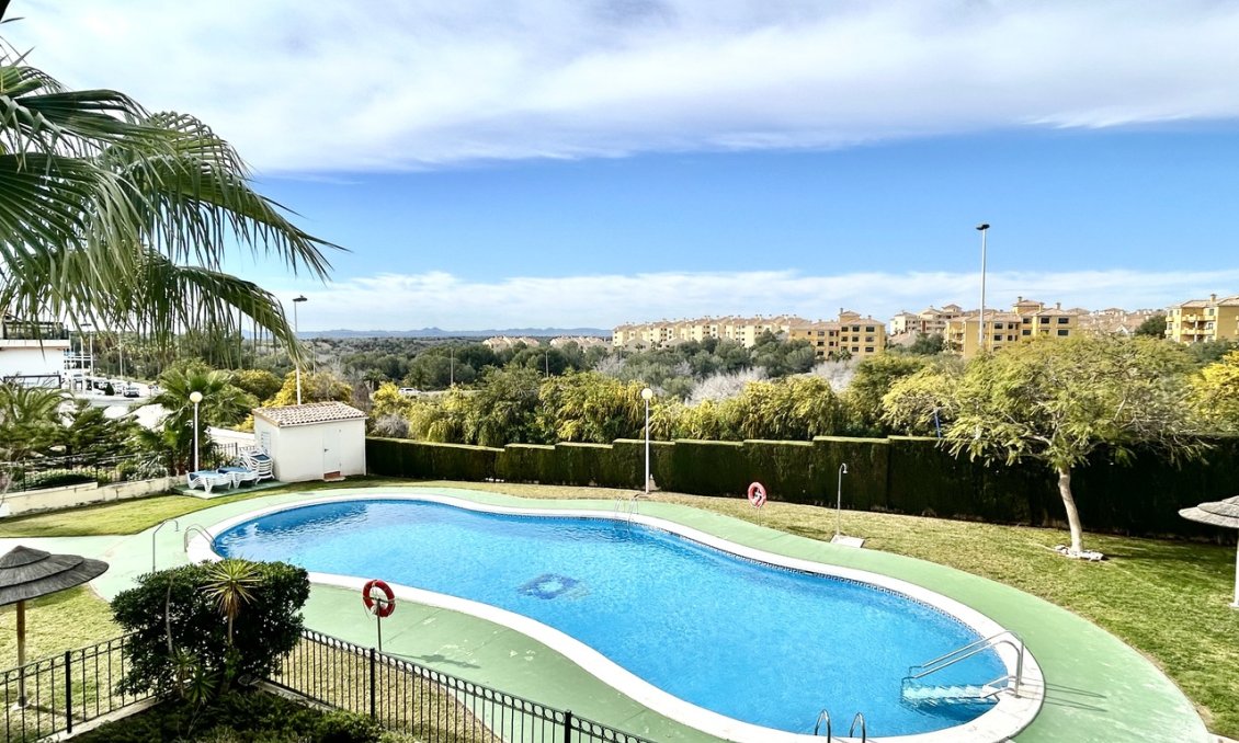 Használt Ingatlanok - Apartman -
Campoamor - Costa Blanca