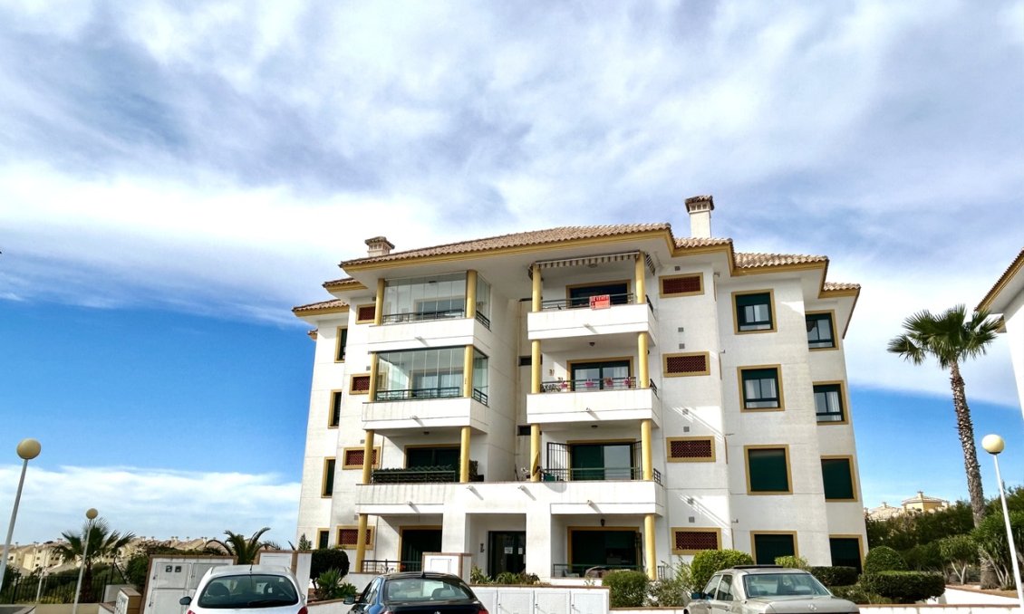 Használt Ingatlanok - Apartman -
Campoamor - Costa Blanca